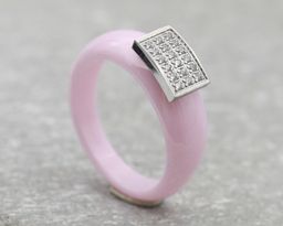 Кольцо с керамикой