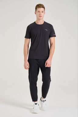 Футболка Черный