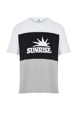 Siyah Oversize/Genis Kesim Yaz? Bask?l? Renk Bloklu %100 Pamuklu K?sa Kol T-Shirt TMNSS24TS00129 - Trendyolmilla фото 7