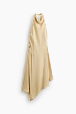 Vestido asim?trico con escote halter
