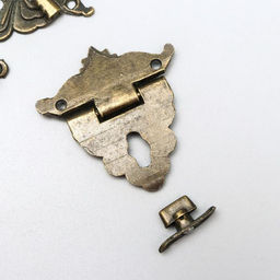 Цена за 2 шт. Замок для шкатулки металл «Узорная», набор 2 шт., 4.8×4.5 см