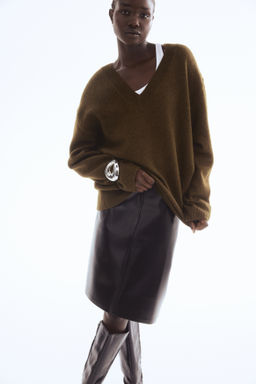 Jersey oversize con cuello de pico - H&m фото 9