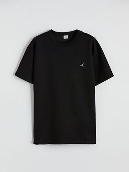 Bask?l? Erkek ?ocuk Ti??rt