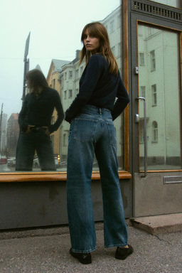 TRF BALLOON CURVED LEG MID-WAIST JEANS - Zara фото 13