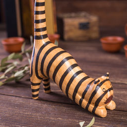 Сувенир «Кошка полосатая под кольца», 12×4×25 см, дерево