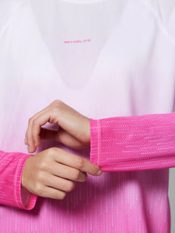 Спортивный рашгард свободного кроя