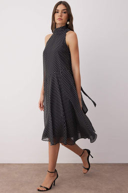 Siyah Puantiyeli Sal Detayl? Midi Astarl? Sifon Dokuma Elbise TWOSS25EL00875