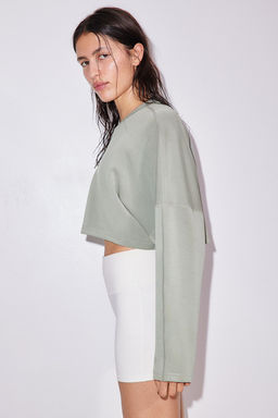 Camiseta de deporte cropped en DryMove
