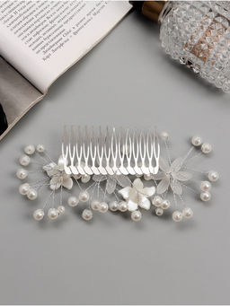 Гребень для волос QF «Эмилия», цветы шарики, 13×7 см, белый