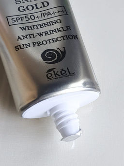 EKEL - BB КРЕМ ДЛЯ ЛИЦА С УЛИТОЧНЫМ МУЦИНОМ SNAIL GOLD BB CREAM SPF50+/PA+++, 50 ML  фото 7