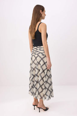 Ekru Maxi Buzgu/Drape Detayl? Boho/Boho Chic Baskl?l? Tul Esnek Orme Etek TWOAW26ET00122