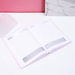 Подарочный набор косметики Порадуй себя!: гель для душа виски 250 мл и ежедневник, Чистое счастье  фото 7