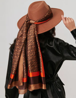 Большой, мягкий, тонкий и очень нежный двусторонний палантин