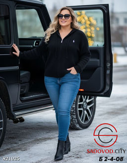 Кофта женская с капюшоном