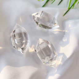 Кристалл двухконечный из Горного Хрусталя - Радуга самоцветов фото 4