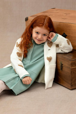 Кремовый трикотажный кардиган для девочки Неожиданная скидка в корзине