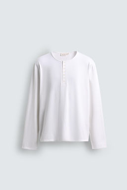 HENLEY NECK T-SHIRT