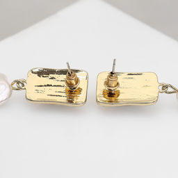 Серьги с жемчугом Эксклюзив мятый прямоугольник, цвет золото