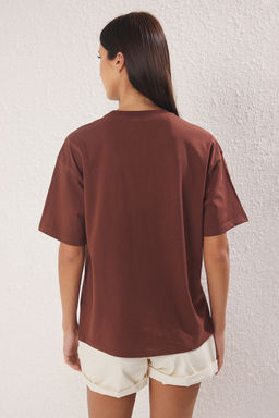 Kahverengi %100 Kal?n Pamuklu Premium Oversize/Genis Kal?p Orme T-Shirt TWOSS23TS00040