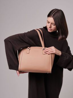 Сумка кожаная Azaro 30690 бежевая нуга