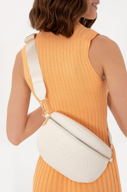 Kad_n Beyaz _anta Sepette S_rpriz _ndirim