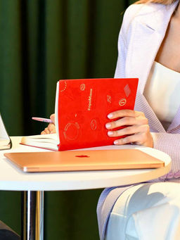 Ежедневник недатированный ESCALADA, #проМани, А5, 160 л., арт. 64003/ 15 ТИВОЛИ КРАСНЫЙ  фото 2