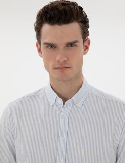 Рубашка Slim Fit светло-голубая с длинным рукавом