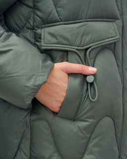 Куртка зимняя женская с капюшоном модная цвета хаки 7653Kh - Visdeer фото 14