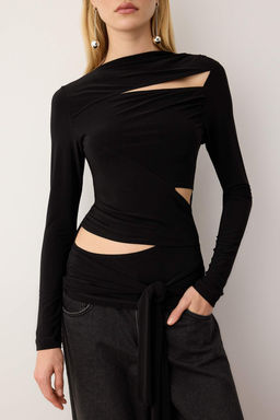 Siyah Duz Asimetrik Yaka Uzun Orme Sandy Party Bluz TPRAW26BZ00037 - Trendyolmilla фото 3