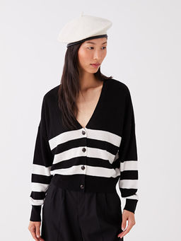 V Yaka Renk Bloklu Uzun Kollu Kad?n Triko H?rka