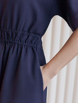 VILATTE / Платье из плотного лиоцелла с поясом на резинке  фото 8