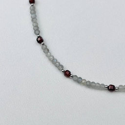 Бусы-Чокер из Лабрадора и Граната 38 см +