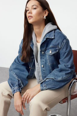 Mavi Kolu Dikis Detayl? Oversize Denim Ceket TWOAW25CE00015