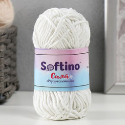 Цена за 2 шт. Пряжа для вязания спицами, крючком светящаяся 100% лавсан Softino «Сияй», 50 г, 50 м, белая