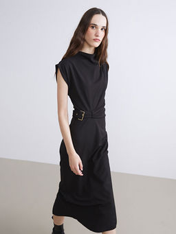 Dik Yaka B?zg?l? Elbise