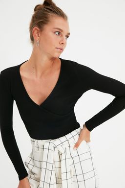 Siyah Fitted/Vucuda Oturan Kruvaze Yaka Uzun Kol Fitilli Esnek Orme Bluz TWOAW21BZ1274