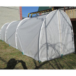 Парник п/эт. "Отличник" 4,5х1,15м высота 1,15м с укр.мат.60г/кв.м, дуга 2,8м, двери на молниях