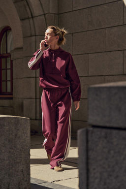 HOODED JACKET WITH SIDE TAPING - Zara фото 2