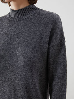 Yar?m Bal?k?? Yaka Kad?n Triko Elbise