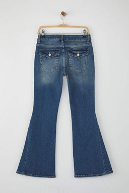 Mavi Dikis Detayl? Dusuk Bel Flare Jeans TWOAW26JE00043 - Trendyolmilla фото 6