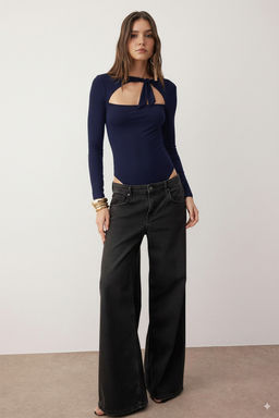 Lacivert Duz Asimetrik Yaka Uzun Orme Sandy Y?lbas? Body TPRAW26BD00023