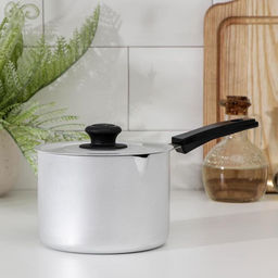 Цена за 2 шт. Ковш, 1 л, карбоновая ручка, с крышкой, штампованный алюминий, серебристый