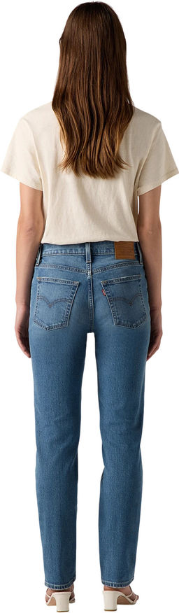 Джинсы женские