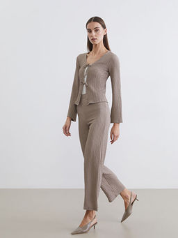 Beli Lastikli Dokulu Geni? Pa?a Kad?n Pantolon