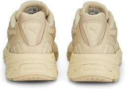 Кроссовки взрослые