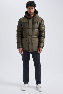 Пуховик стандартного кроя с капюшоном - Defacto фото 2