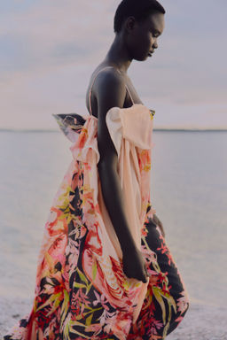 Vestido de tirantes con volante decorativo - H&m фото 2