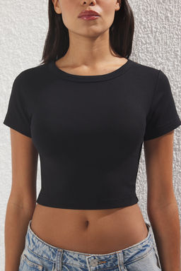 Siyah-Siyah Crop 2li Paket Slim/Vucuda Oturan Orme Bluz TWOSS23BZ00108