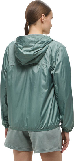 Ветровка женская