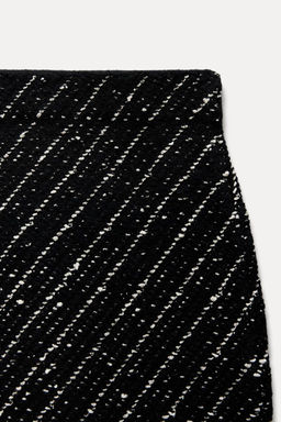CONTRAST KNIT MINI SKIRT - Zara фото 5